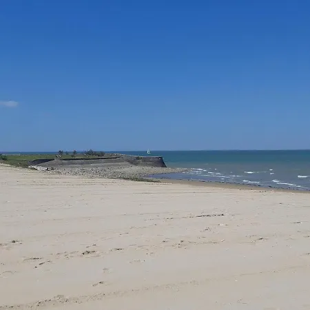 Proche Du Port A Avec Parking Privatif Et Wifi - Fr-1-544-22 Saint-Martin-de-Ré